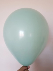 Adaçayı Retro Balon Zerdeçal Retro Balon Deniz Kumu Retro Balon Zinciri Seti
