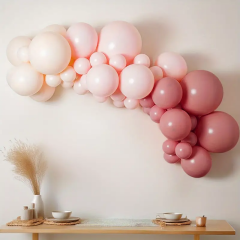 Retro Gül Kurusu Retro Pembe Retro Beyaz Balon Zinciri (Pompa Hediyeli) 49 Parça